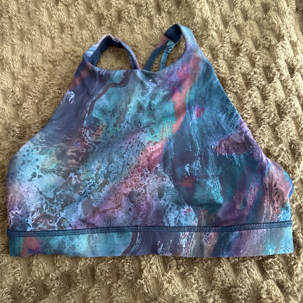 LuluLemon High-Neck Women's Sports Bra